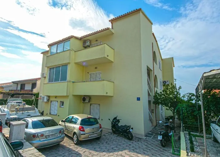 Apartmani Makarska 8